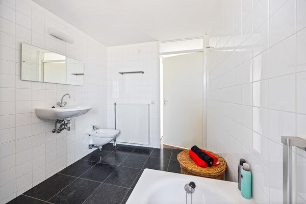 Medium property photo - Beekjufferhof 9, 2492 RD The Hague